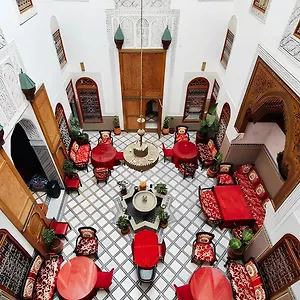 Riyad Iline, Fès
